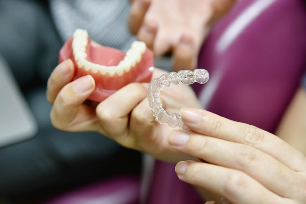 All You Need to Know About Clear Braces-Types, Costs, Benefits